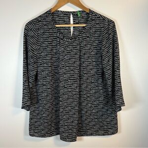 United Colors of Benetton Women’s Black & White Sheer Pullover Blouse, Elegant